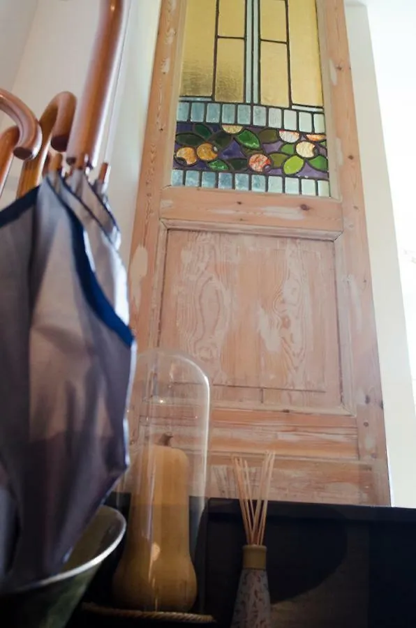 Privatunterkunft Ferienwohnung Upstairs9000 Gent