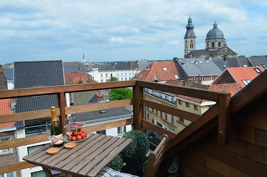 Upstairs9000 Apartment Ghent